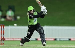 Una mujer india perdió ante Australia por seis wickets en un examen informal.