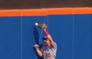 La estrella de béisbol produce uno de los recursos más salvajes de todos los tiempos para enviar las redes sociales en la fusión