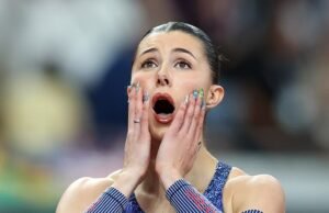 La próxima superestrella olímpica británica: “ sexy y agresiva ” Amy Hunt, 23, es la “académica rudo y la diosa de la pista” con un Cambridge 2: 1, un récord mundial a los 17 años, ¡un amor para goute … y Karaoke!