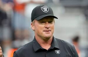 El ex entrenador de la NFL, Jon Gruden, apunta brutalmente al confidente de Bill Belichick en la bufonería de la línea de contacto Jordon Hudson