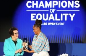 Ava Dovers, Stacey Alastor reconoce a los campeones del premio de igualdad