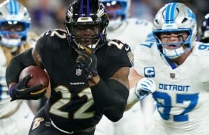 Derrick Henry entrena después de un escape costoso en la pérdida de cuervos