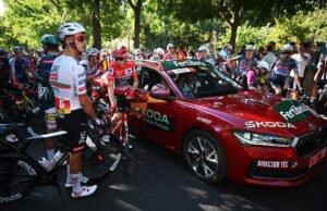 Los organizadores de la carrera confirman que Vuelta A España debe detenerse antes del final de la Etapa 21 debido a los eventos