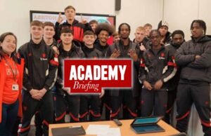 Información de la Academia Manchester United: éxito educativo