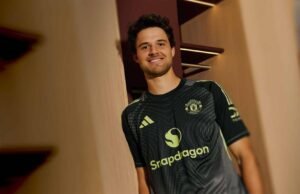 De Royal Antwarp para transferir noticias de noticias Utd Sign Sen Lomen