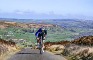 Bustos bancarios y autos de chimenea: las mejores subidas para los ciclistas en los Landes de North York