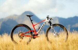 Scott crea una bicicleta loca de chispa personalizada para RC para que MTB Goat Nino Schurter suba a su última Copa Mundial de todos los tiempos