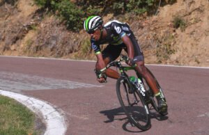 “ La gente nunca olvidará lo que hice ” – Conoce al sobreviviente del genocidio que hizo la historia del ciclismo para Ruanda