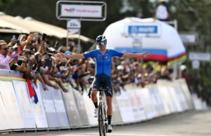 Campeonato World Road: Lorenzo Finn Powers italiano a la carrera de carreras U23 con ataque en solitario tardío