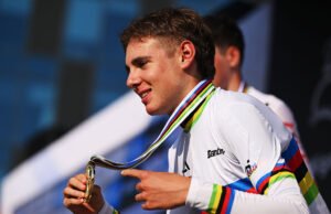 “ It’s Irreal ” -Lorenzo Finn toma la primera camiseta de Rainbow para Italia en Ruanda World