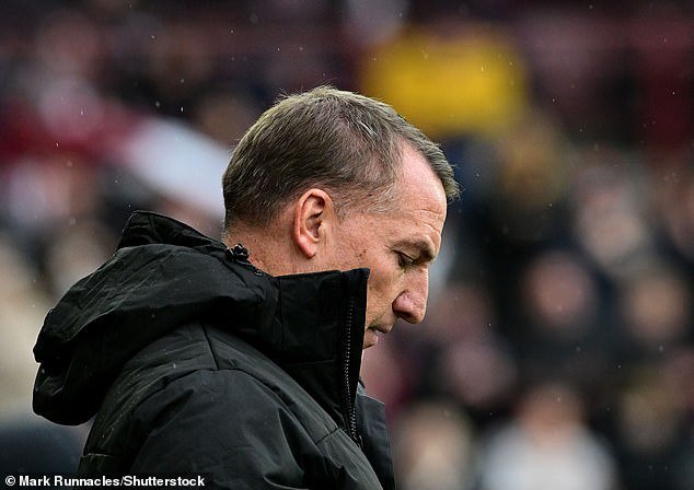 Buck se detiene conmigo, admite Brendan Rodgers mientras los Hearts, que persiguen el título, dejan a su equipo Celtic tambaleándose a su paso.