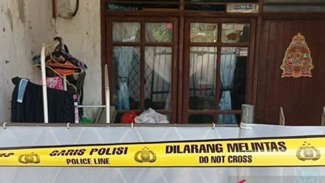 1761047149_68ef3904543a2-tkp-suami-diduga-bakar-istri-di-jatinegara_665_374.jpg