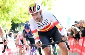 Felipe Orts gana la Nacht van Woerden, poniendo fin a la racha de 10 años de victorias de Lars van der Haar