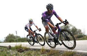 “No quiero centrarme en eso demasiado pronto”: el campeón mundial de ciclismo de montaña Alan Hatherly juega el “juego largo” cuando se trata de una carrera en carretera