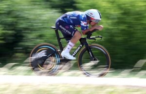 Vuelta a los Países Bajos: Ethan Hayter vence a Jakob Söderqvist en la contrarreloj de la etapa 2 y toma el liderato de la carrera