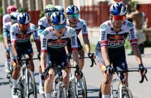 ‘Se trata de construir un equipo’: Zak Dempster explica cómo liderará Red Bull-Bora-Hansgrohe y Remco Evenepoel en 2026