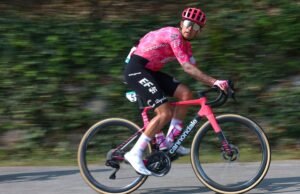 “Evité la respuesta difícil a la pregunta”: los ciclistas profesionales británicos se encuentran en una búsqueda incierta del equipo de 2026 después de abandonar WorldTour nuevamente