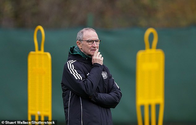 103494097-15246895-Martin_O_Neill_insists_he_is_just_keeping_the_seat_warm_until_Ce-a-29_1761939586589.jpg