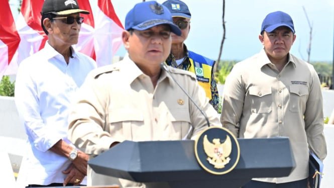 691d729f1060c-presiden-prabowo-subianto-resmikan-jembatan-kabaranan-yogyakarta_665_374.jpg