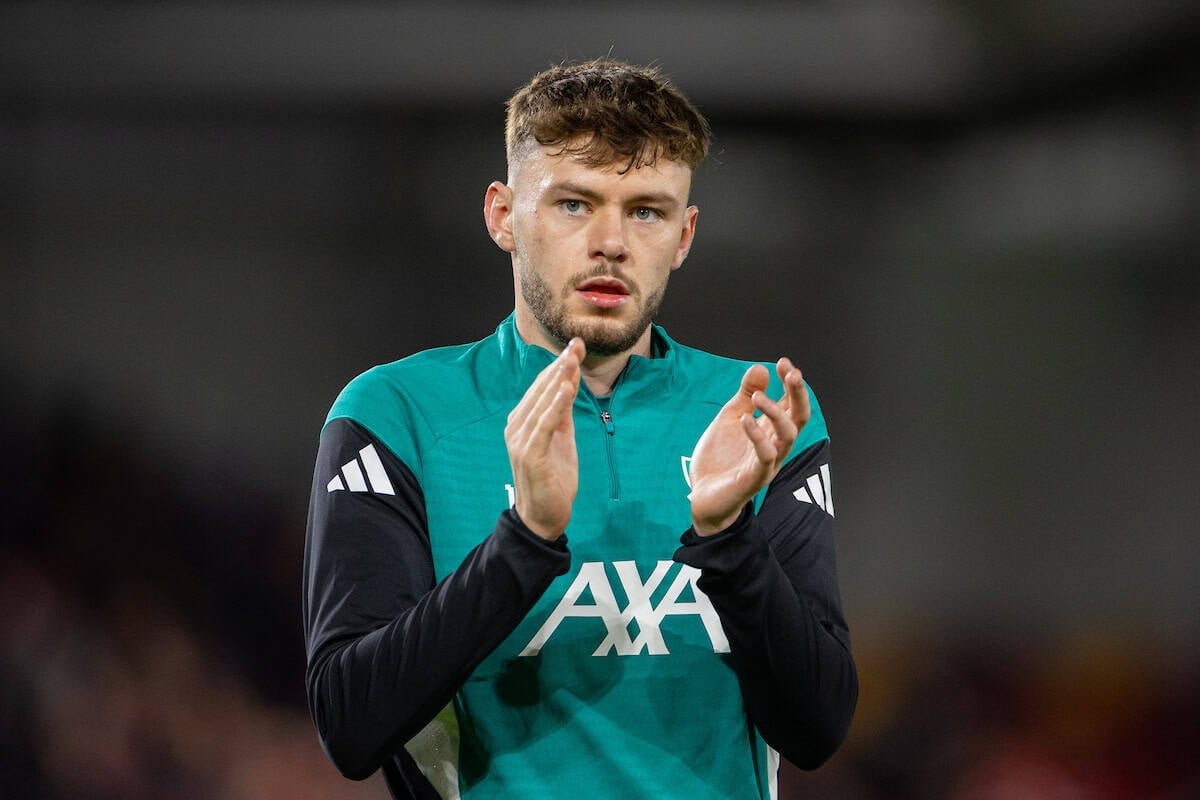 Slot lanza el ‘desafío’ de Bradley con pista de selección del Real Madrid