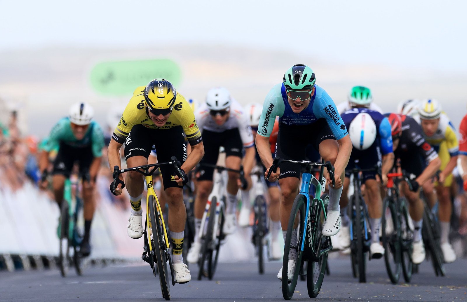 ¿Puede Decathlon CMA CGM alcanzar el estatus de “súper equipo” después de una ventana de transferencia ambiciosa? Análisis de la contratación de corredores del equipo para 2026