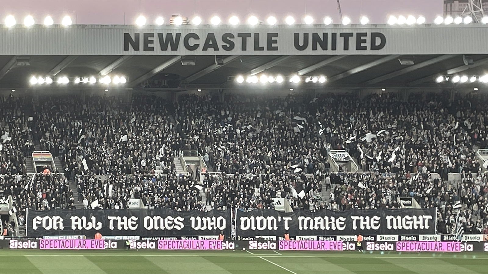 for-the-ones-who-didnt-make-the-night-banner-fans-sjp-newcastle-united-nufc-2000.jpg