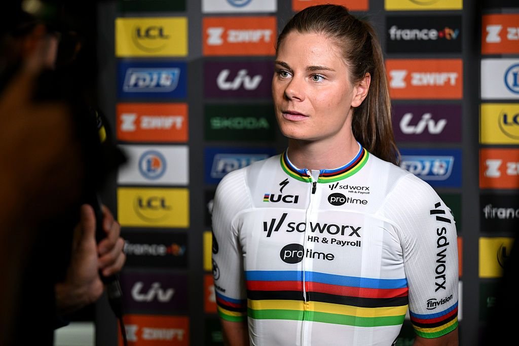 “Un año verdaderamente dramático” – Lotte Kopecky regresa después de una mediocre temporada 2025 en la que el Tour de Flandes fue el único punto culminante