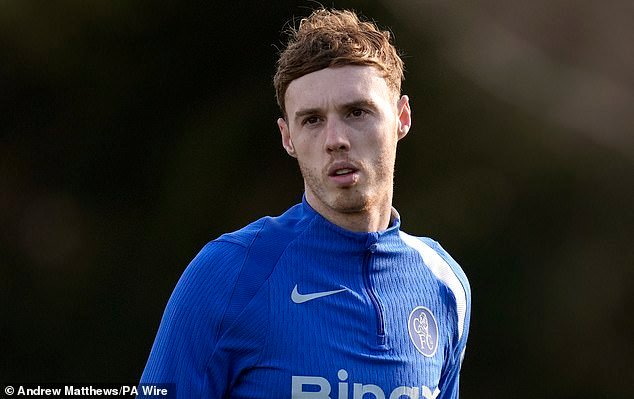 Liam Rosenior ofrece información actualizada sobre la lesión de Cole Palmer después de que la estrella del Chelsea quedara fuera del equipo de la Liga de Campeones contra Pafos