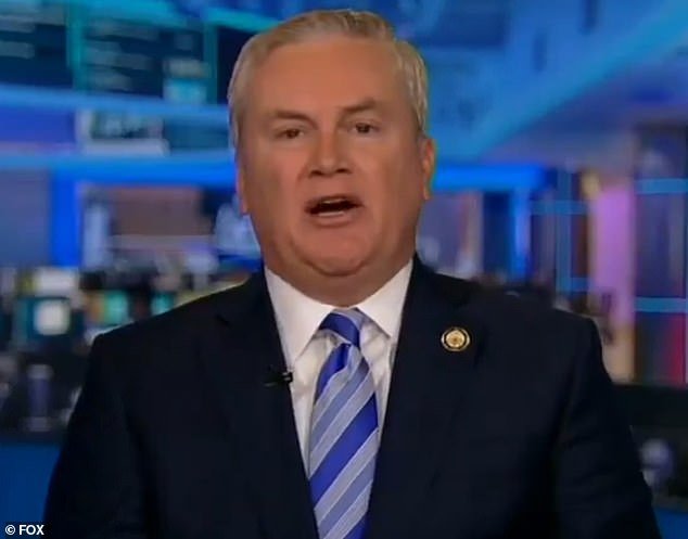 Los principales republicanos rompen filas con Trump por el tiroteo de la Patrulla Fronteriza mientras el congresista James Comer pide a ICE que SALGA de Minneapolis