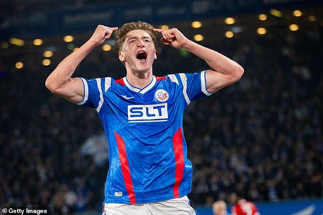 Últimas noticias sobre la búsqueda de un delantero por parte de los Rangers, James Tavernier sobre la pelea por el título y la batalla por el estado físico del nuevo chico de los Hearts: ACTUALIZACIÓN DEL DEPORTE ESCOCÉS