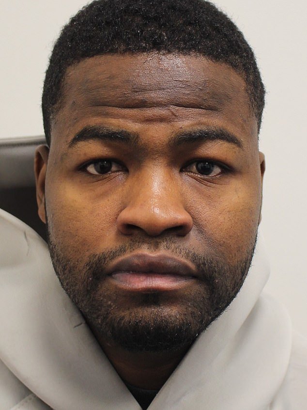 El solicitante de asilo de Papúa Nueva Guinea que golpeó a su exnovia en un hotel para inmigrantes financiado por los contribuyentes se enfrenta a la cárcel