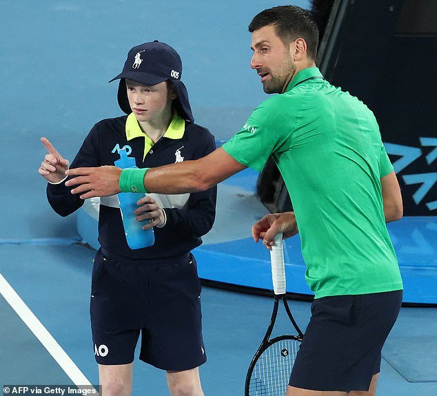 Son increíblemente populares y el Abierto de Australia no puede funcionar sin ellos. Pero los organizadores del torneo no les pagarán ni un centavo, y un gran tenista no está contento