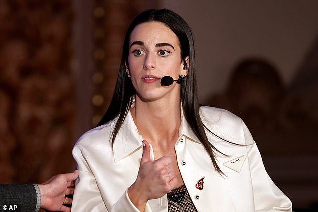 Caitlin Clark consigue un nuevo y enorme papel televisivo mientras las lesiones paralizan la carrera de la WNBA