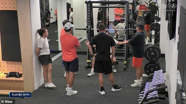 Impresionante video de Alex de Miñaur en una rabieta fuera de lo común alimenta la tormenta de privacidad del Abierto de Australia