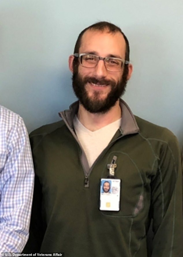 La muerte de Alex Pretti en Minneapolis fue un asesinato, dicen los estadounidenses en una encuesta condenatoria mientras los votantes hacen nuevas demandas a Trump… y revelan cuán pocos apoyan el tiroteo