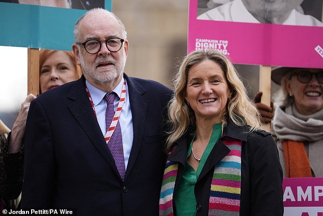 Los partidarios de la muerte asistida amenazan con “intimidar” a sus oponentes en los Lores utilizando la “opción nuclear” para forzar la aprobación de la ley en el Parlamento, incluso cuando admiten que “puede mejorarse”.