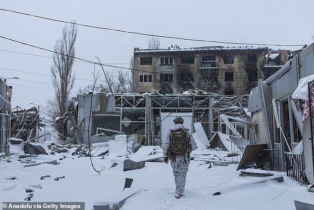 Putin acuerda un alto el fuego de una semana en Ucrania, dice Trump después de una llamada telefónica “extraordinaria”