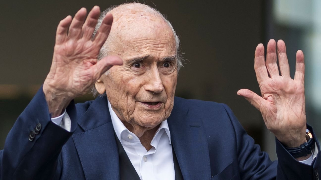El ex presidente de la FIFA, Joseph Blatter, respalda el llamado a “mantenerse alejado” del Mundial