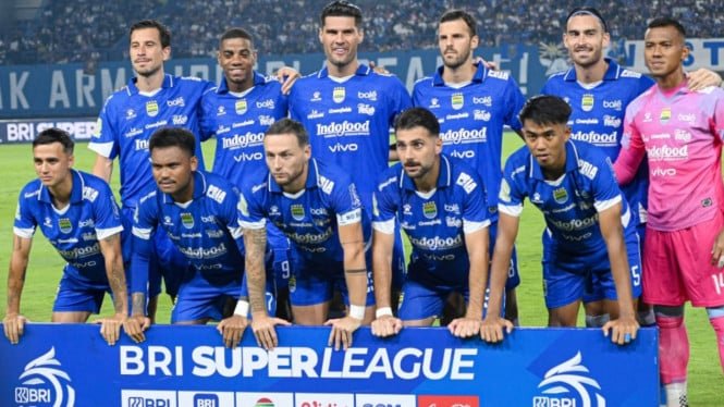 Predicción de la alineación de Persib tras la llegada de Layvin Kurzawa y Federico Barba revierte la retirada