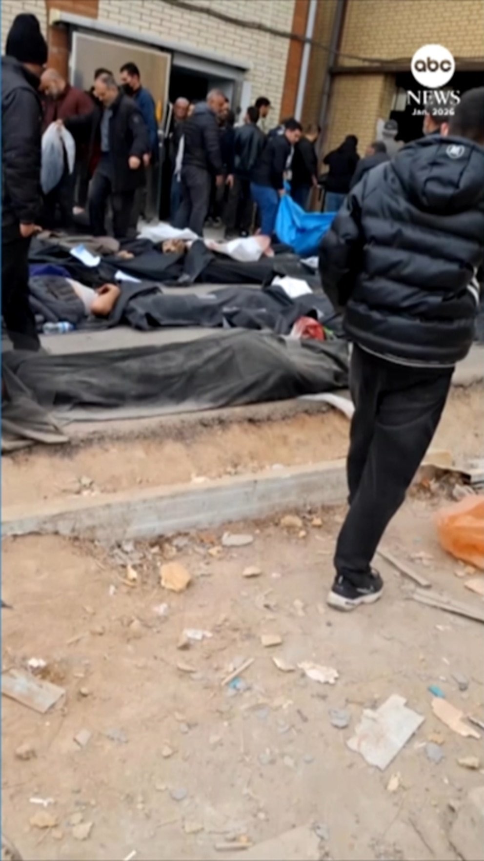 MIRAR: El número de muertos entre los manifestantes asesinados en la sangrienta represión de Irán sigue aumentando