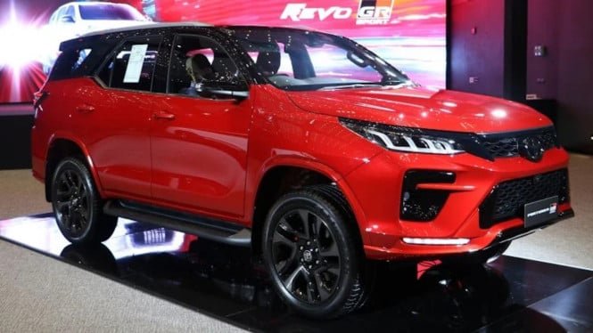 612855347e6fa-toyota-fortuner-gr-sport-edisi-thailand_665_374.jpg