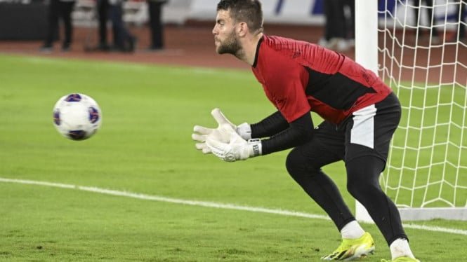 El portero de la selección indonesia, Maarten Paes, llega al Ajax de Ámsterdam