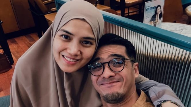 Herfiza Novianti finalmente conversa con LC de quien se rumoreaba que acompañaría a Ricky Harun y habla…