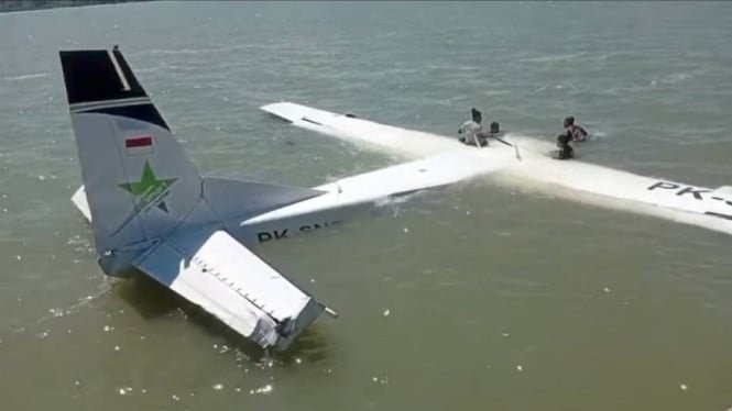 Causa del accidente del avión de Smart Air y flotando en la playa de Nabire