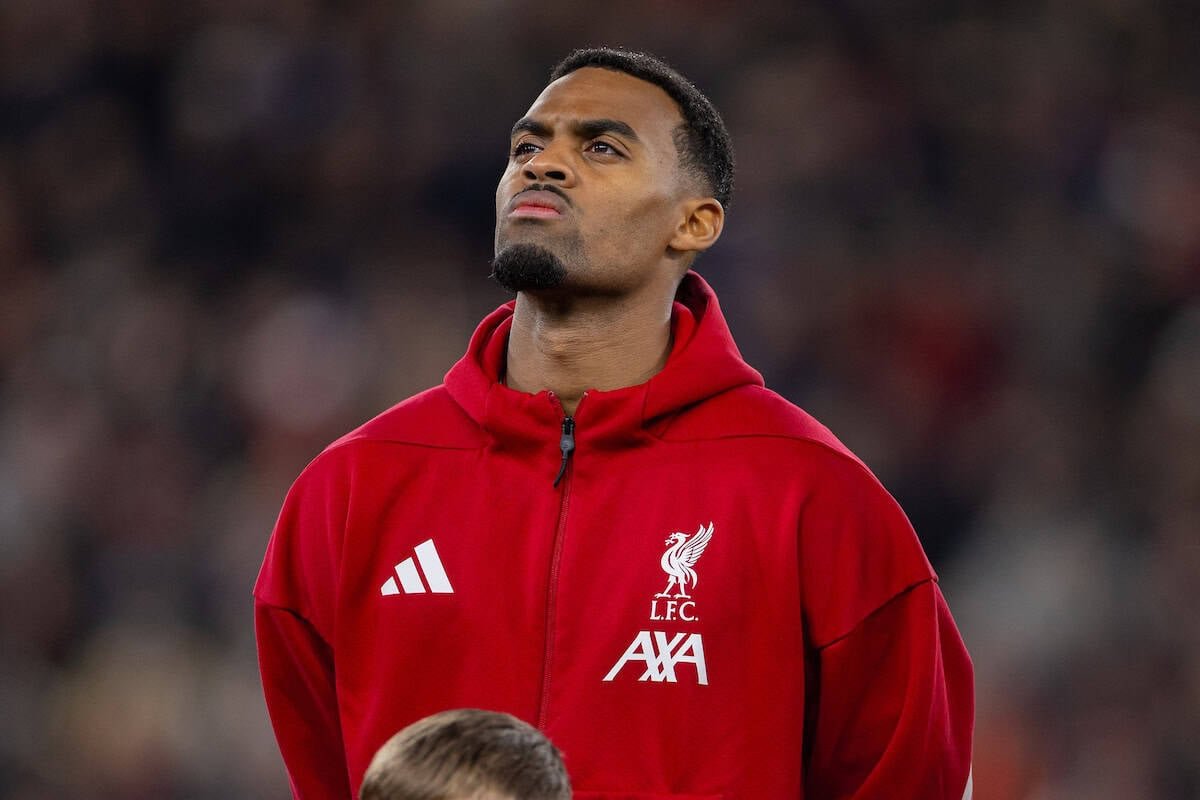 El Liverpool confirmó su XI ante el Qarabag: 2 cambios, Gravenberch en la defensa central