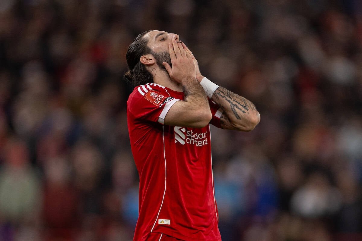 “El fútbol ya viene”; El extraño tacón trasero de Barnsley