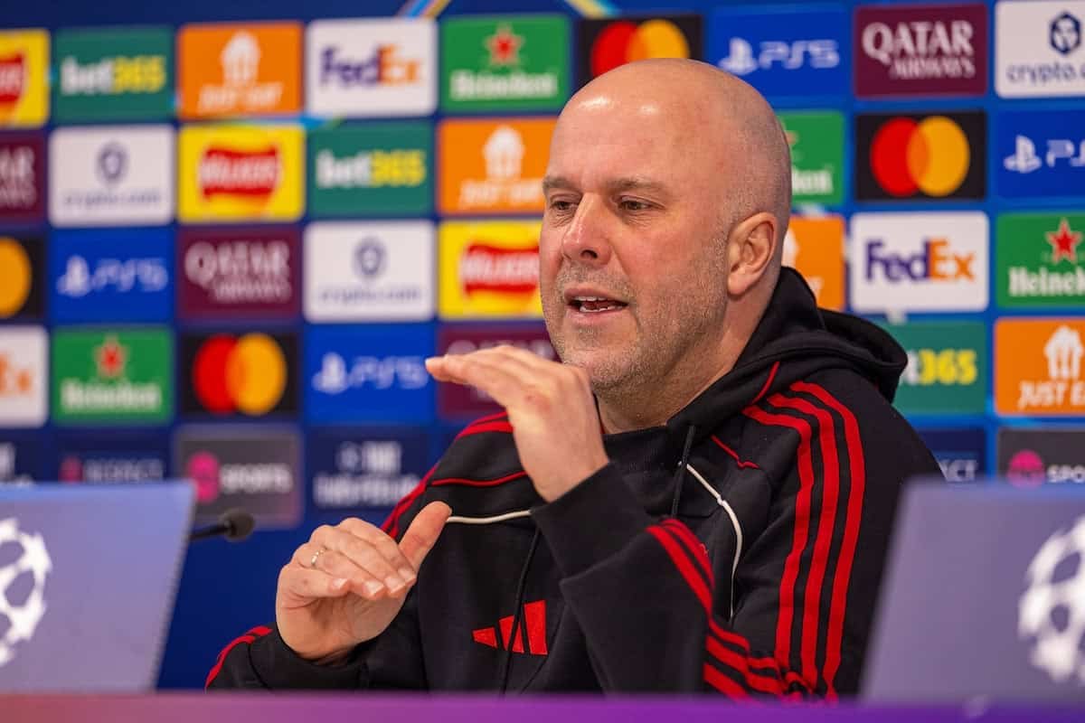 Arne Slot: “Tengo una opinión sobre lo que es aceptable pero no la voy a compartir”