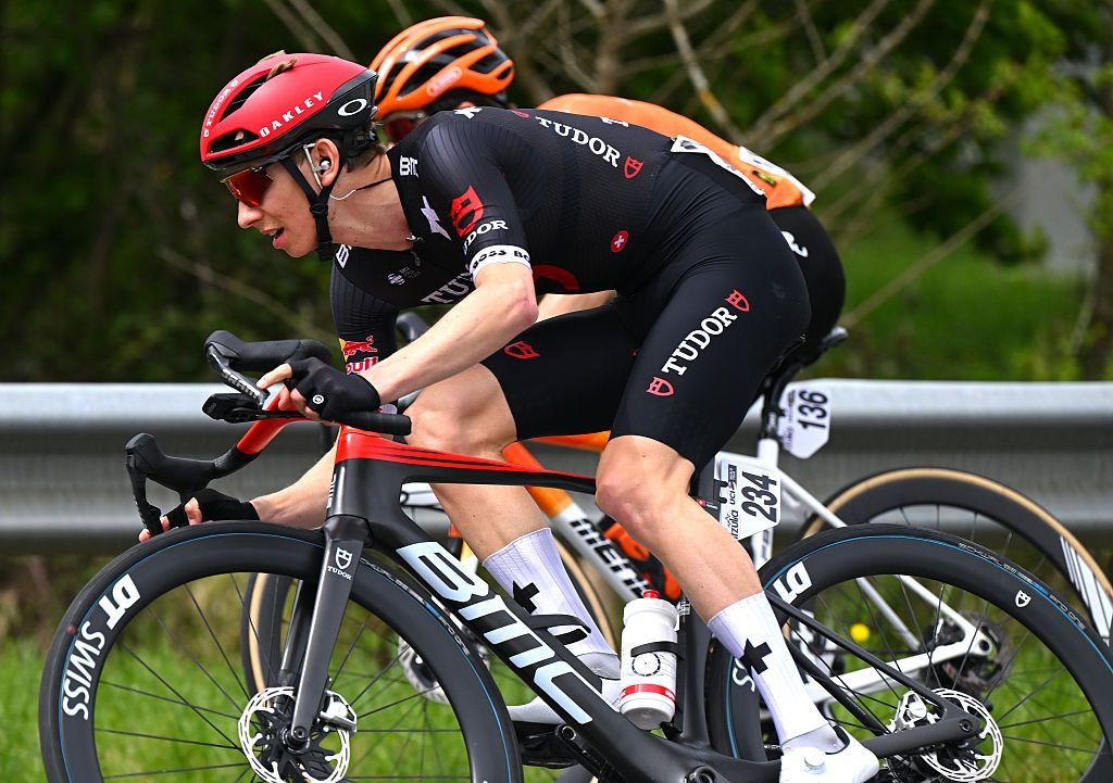 Etapa 3 del AlUla Tour: Yannis Voisard (Tudor Pro Cycling) se lanza tarde hacia la victoria en una batalla impecable por la cima