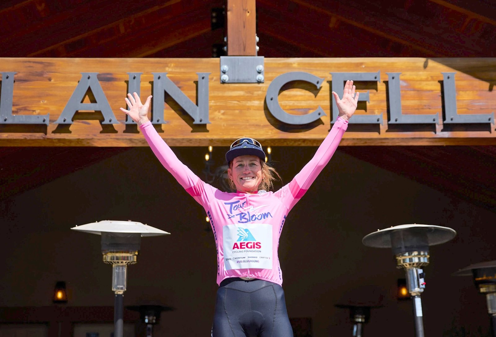 Bloom’s Tower dice “no, gracias” a la designación de la UCI para mujeres de élite, pero se expande a seis días, el equipo canadiense de ciclocross nombrado para el Mundial y más – Resumen de América del Norte