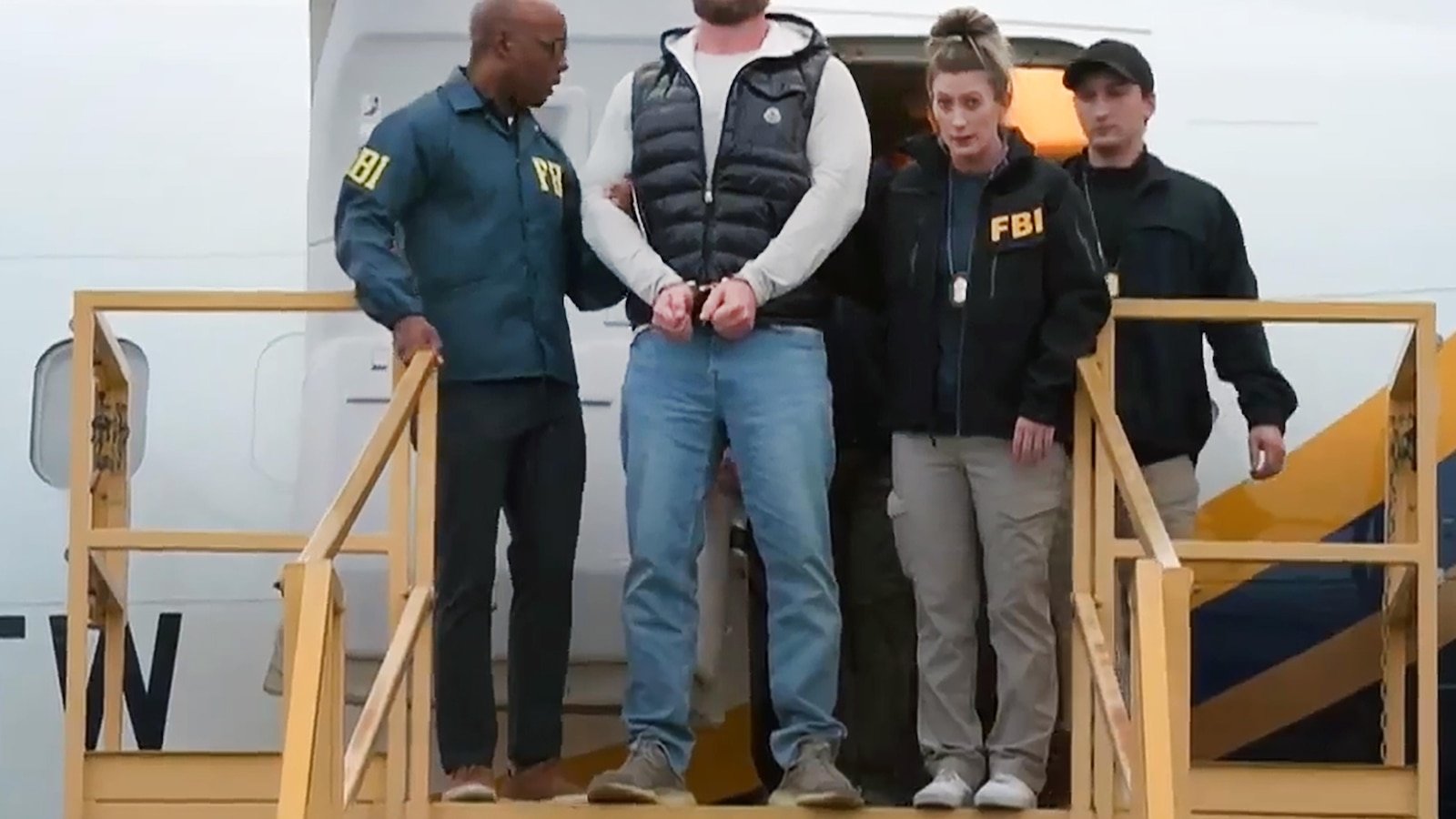 Ex snowboarder olímpico acusado de tráfico de drogas comparece ante los tribunales